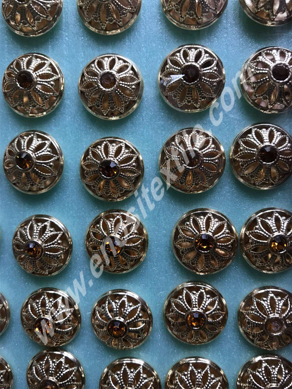 BUTTON Silver-Gold Buttons Accessories